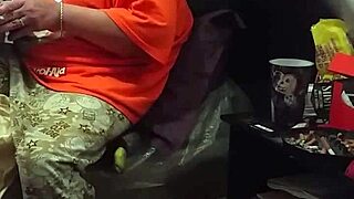 My stepmom's actin' like she ain't lookin' at the dick