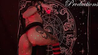 哥特女孩进行仪式与男友做爱