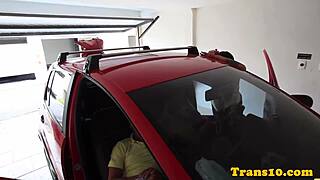 i bounce bubblebutt tranny's round ass with tongue