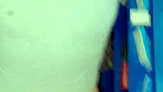 amateur en el depósito chupada y sexo de pie íntimo sensual