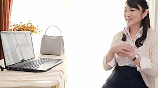 原田恭子的成熟身体准备好更多了吗？