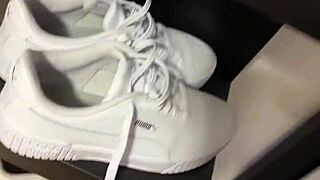 i wake up to girl's smelly socks and nylon feet fetish