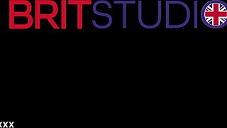 British 18 year old student squirts and makes a mess with the wand