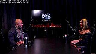 和客户糟糕经历舔逼告诉家人录制日常和绿帽 - Nick Niquita 看在透明红色上