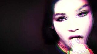 mind-blowing hot facial for goth brunette delilah dagger