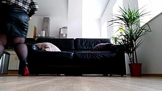 Wet old hairy pussy of my stepmother -in -law view from below!