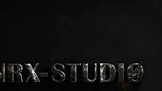 细腰18+少女第一次被巨鸡巴双阴道猛插