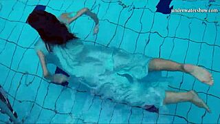 piyavka chehova's tits underwater?