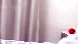 In my friends room i like to do foreplay with my girlfriend