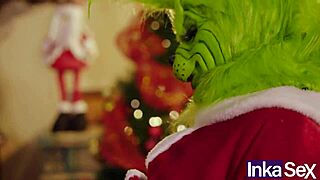 grinch y victoria camargo ensucian la navidad y follan por el ano