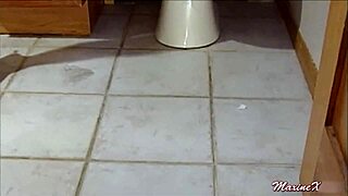 Sexy Maxine Intensely Rails Her Own Cunt In Solo Pussy Masturbation