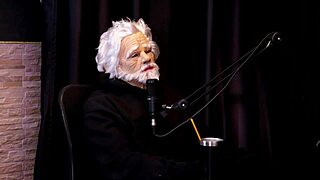 Milf In Lingerie Gets Handjob In Public Group Outdoor