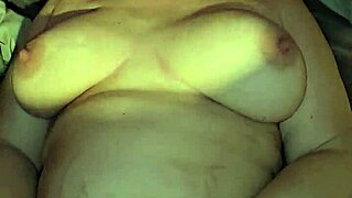 Intense Hot Creampie Fills Pregnant MILF's Pussy With Cum.