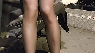 Shemale Ting Xuan Office Lady Plays With Love Egg Outdoors