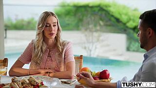 tushy hottie haley plays with toys?