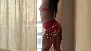 Morocha With Beautiful Ass Dances As My Cock Gets Hard