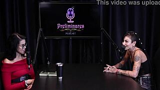 tirou a roupa após a convidada falar que faz conteúdo de rotina nas redes sociais tem muito fé na cidade e não deixa as coisas te afetar - caroleta roots watch on sheer red