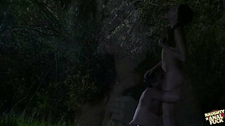 i'm seducing a guy with my small tits to fuck me all night long