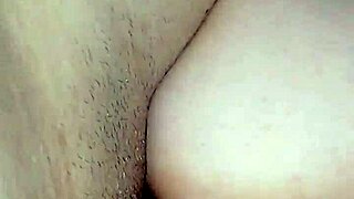 休息时老婆想被狠肛