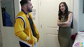 i'm the annoying neighbor getting fucked cowgirl while hubby away