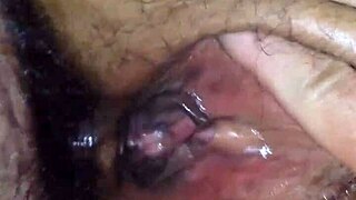 Vietnamese Celebrity Engages In Homemade Anal Sex With Chinese Milf