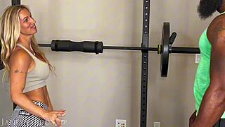 Hotwife draws in her personal trainer for a steamy session.