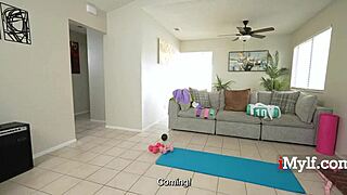 oh god my tits bounce into my face while fucking at gym little 18+ puck imylf