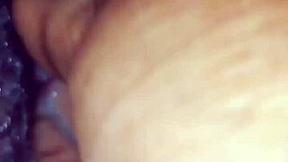 en-chan teaches the three fingers technique in part 2 with close up action