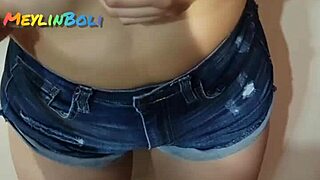 oh wow, this horny 18yo tropical babe bets her tight ass! 🔥🍑