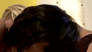 Hey, group session with four hot models and two directors in the boardroom! 🔥👯‍♀️