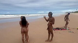 amigas gostam de fuder na praia pra admirar a natureza com beleza