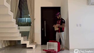 Delivery Guy Fucks Curvy Brunette Babe Alone At Home