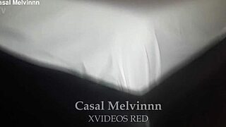 Minha esposa tells me she's about to cum on her lover's pau