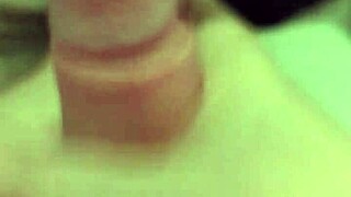 amateur guy enjoys relaxing homemade masturbation session with his big naked cock