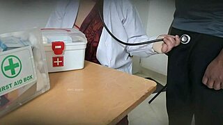 Doctor sneaks in blowjob to patient in clinic but what if they get caught?