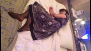 連続オーガズムの夜の催眠セラピー　体験インタビュー