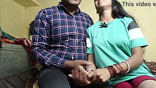 Hey, check out this viral MMS video featuring an Indian Desi school girl in a fun group setting with friends outdoors 😊