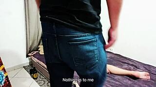 发现继妹独在家勒索中出内射