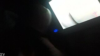 I love that cumshot on my BBW butt after some ass play