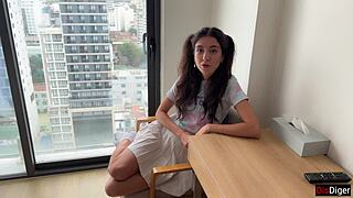 Can Step Sister Handle Hard Fucking and Cum Shots All Over Her Face in Bedroom Quickie?