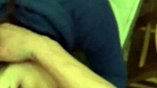 Girlfriend gives amazing blowjob on my cock