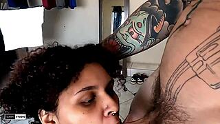 tatuado pauzudo gostoso rolls out a delicious scene with big tits brazilian babe in lingerie. she teases with natural tits and tattoo details.