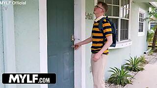 elisa teaches young 18+ guy sex ways with cum on tits 😍