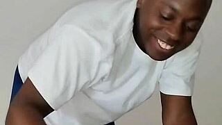 this toothbrush gives me that sheer com 1 vibe every time