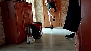 骚继母穿裙干继子