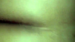 Se Lo Dejo Adentro a Mi Vecina Culona!