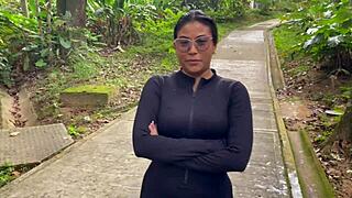 I FUCK A STRANGER WITH A HUGE DICK IN PUBLIC PARK ALMOST GET CAUGHT!