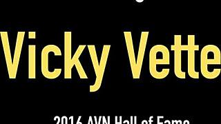 Blonde Vicky Vette shows busty Alex Chance wet pussy licking tricks