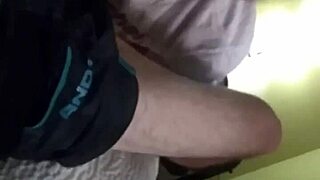 黑发前女友深喉吞怪兽大屌