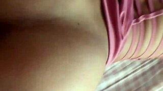 casada safada shows off her big ass in amateur style around the house with teasing moves